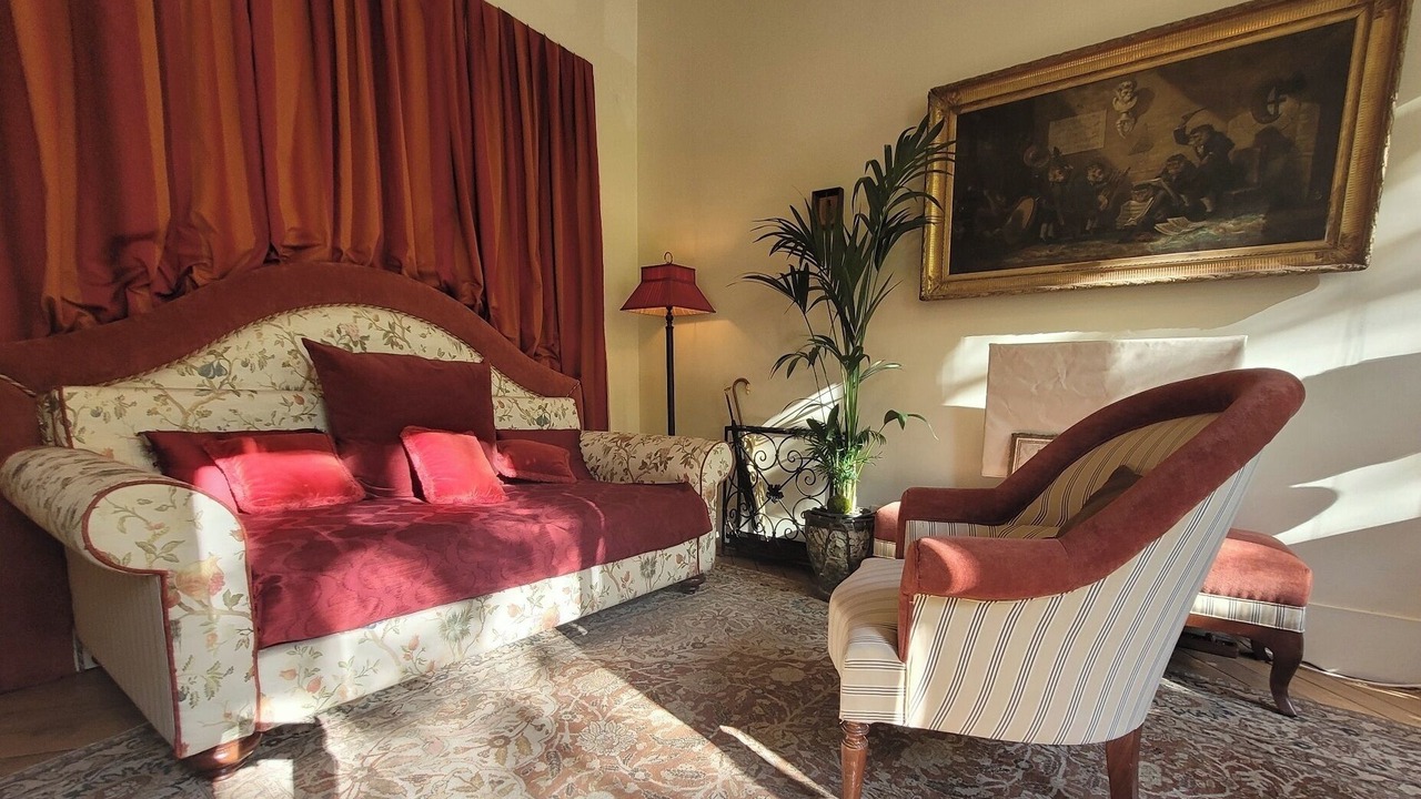 Photo of Livingroom in Quartier de l'Ecole-Militaire