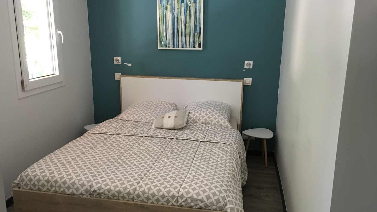 Photo of Bedroom in Sampzon