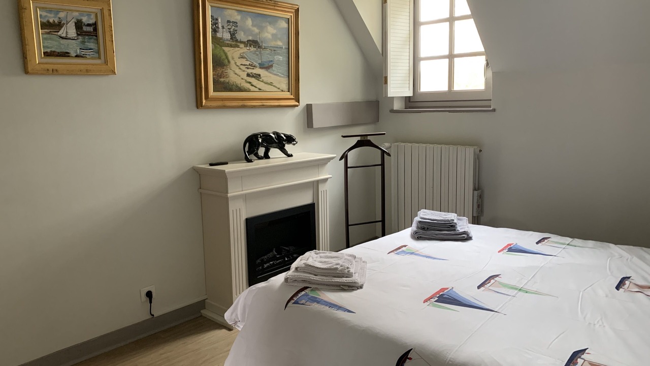 Photo of Bedroom in Saint-Hymer