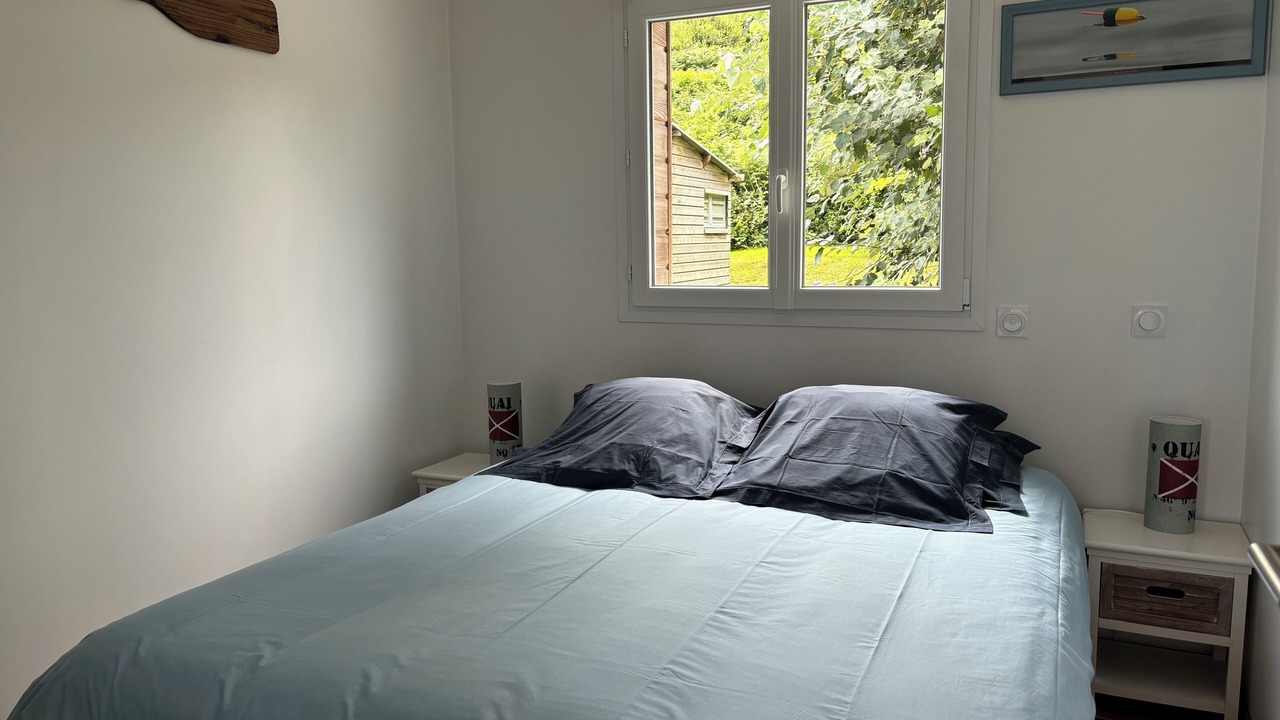 Photo of Bedroom in Colleville-sur-Mer