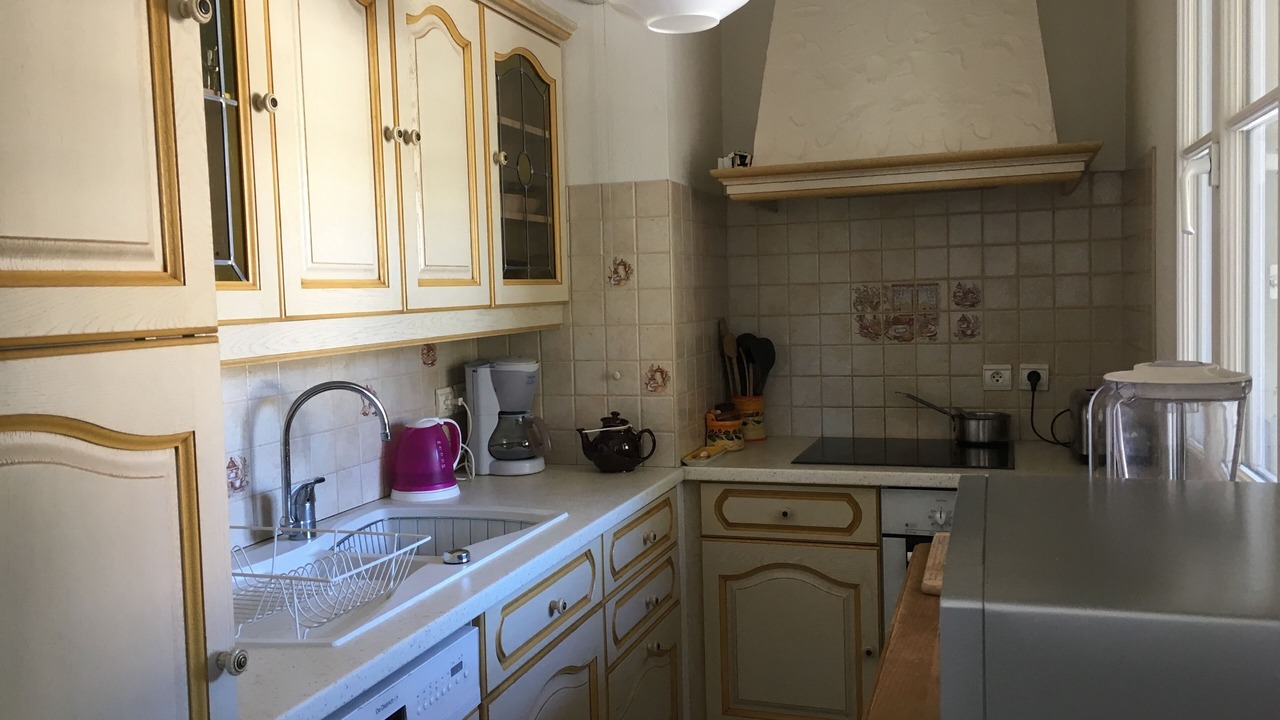 Photo of Kitchen in Sainte-Maxime City Centre