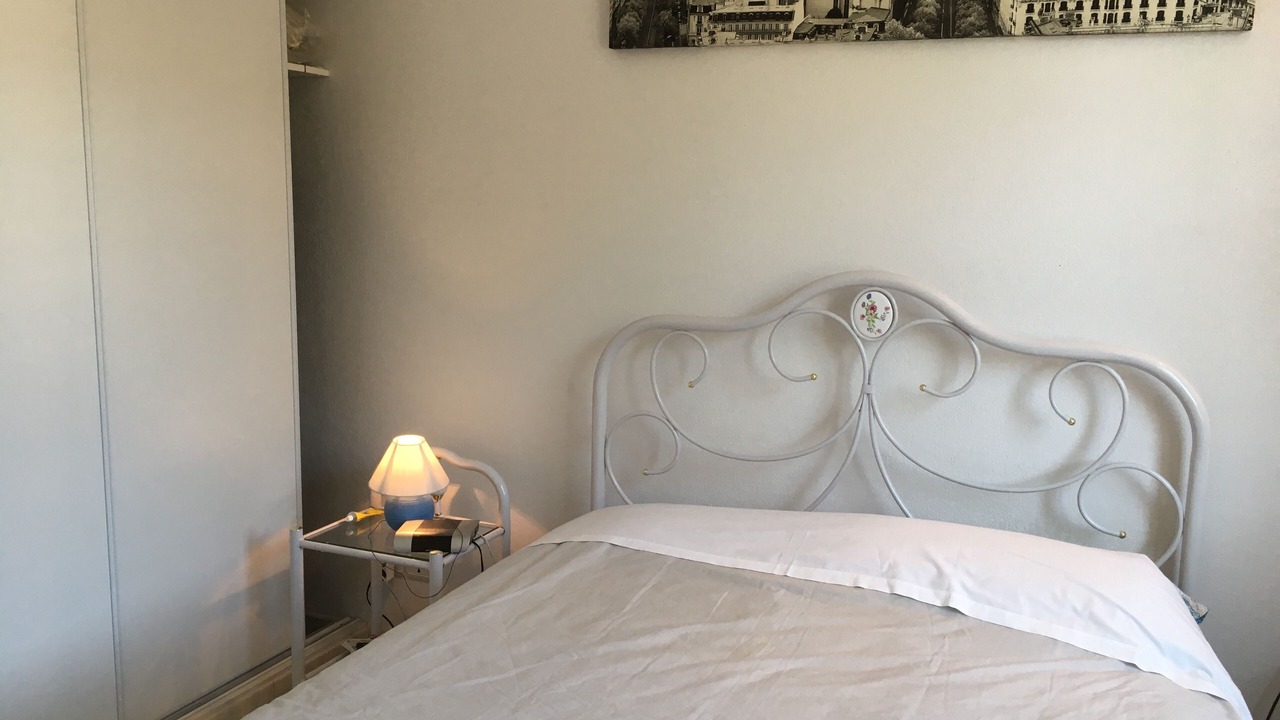 Photo of Bedroom in Sainte-Maxime City Centre