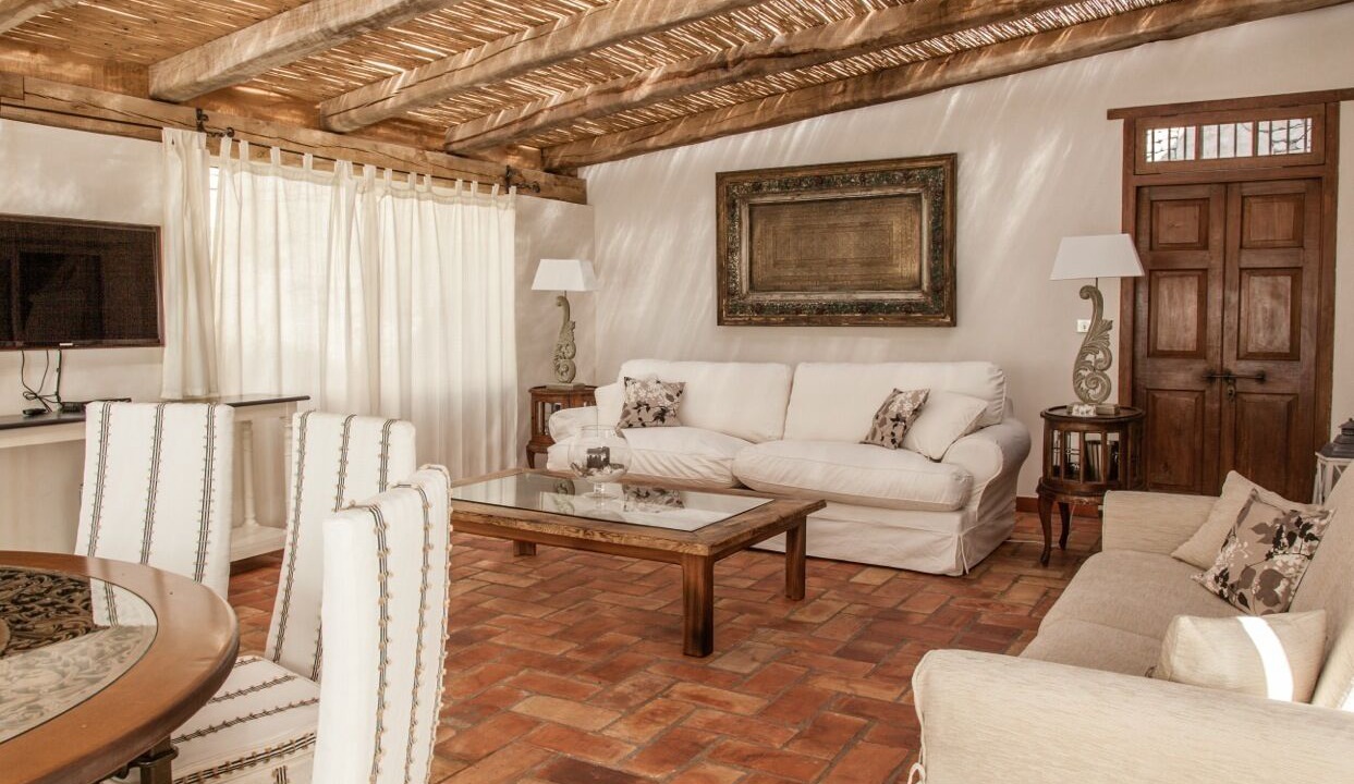 Photo of Livingroom in Bonifacio