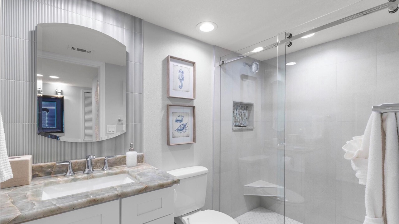 Photo of Bathroom in Independence Square