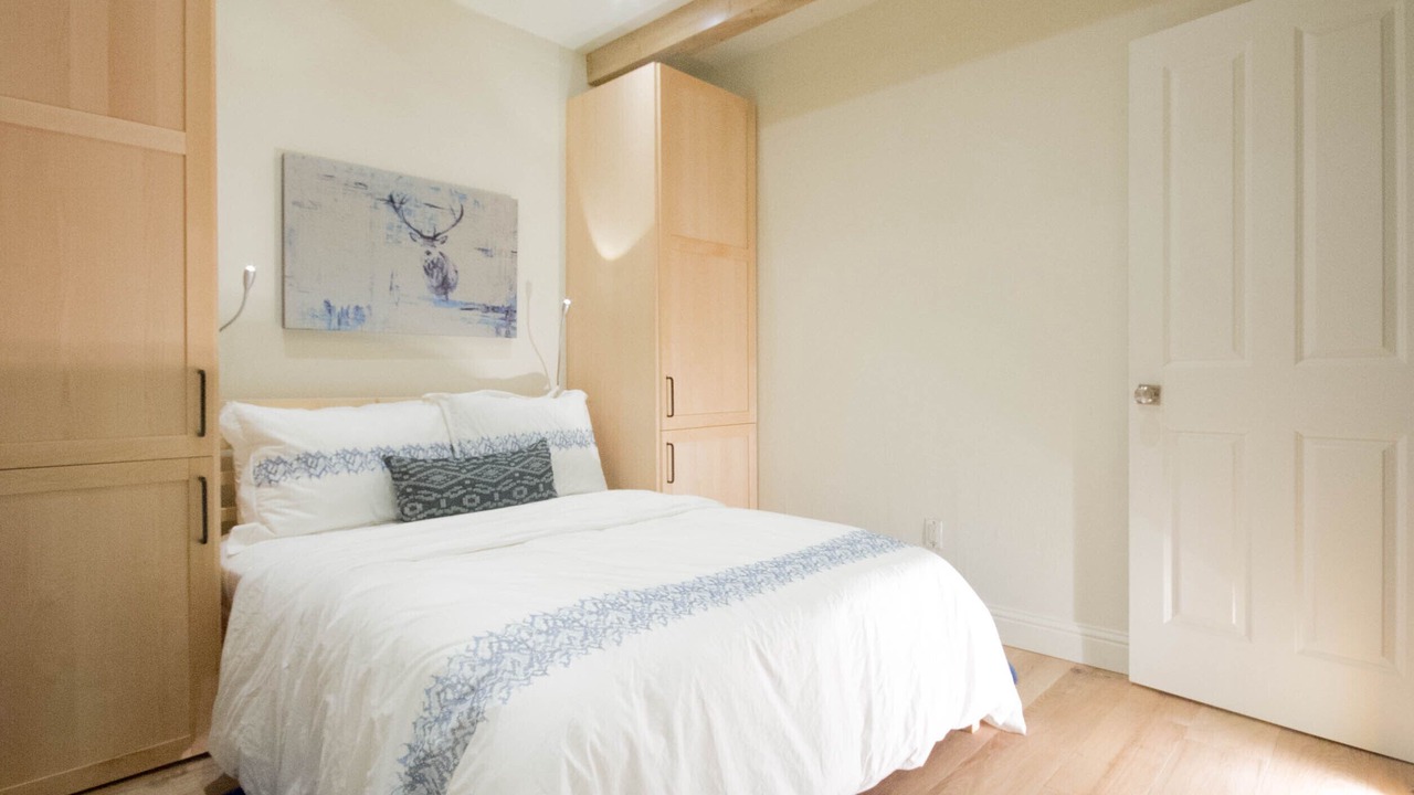 Photo of Bedroom in Homewood