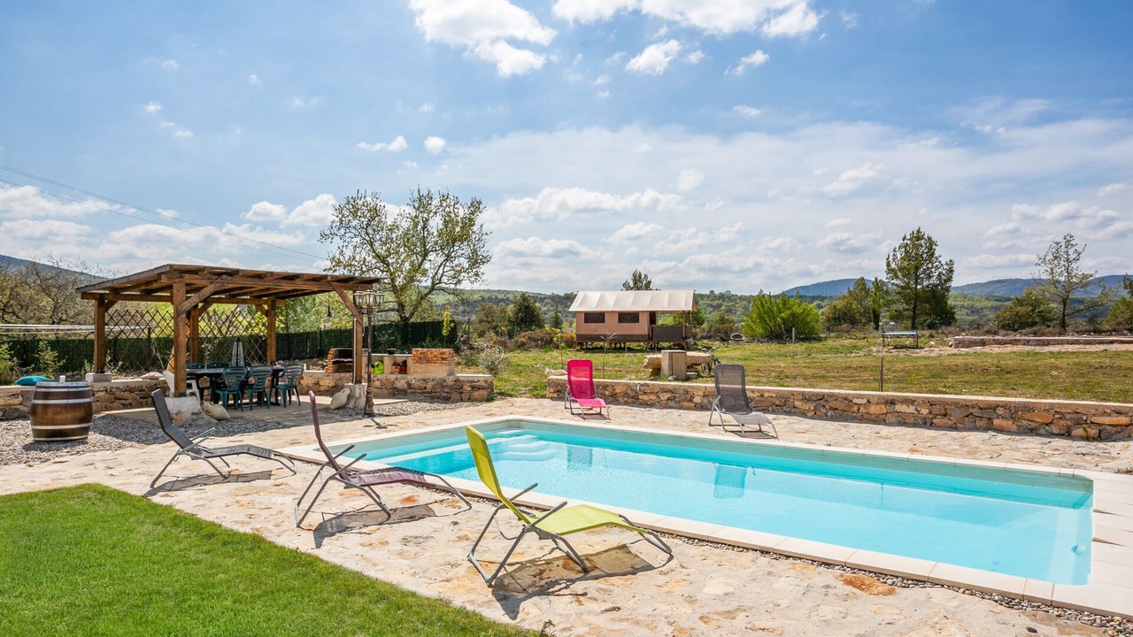 Photo of Outdoor in Saint-Andre-de-Cruzieres