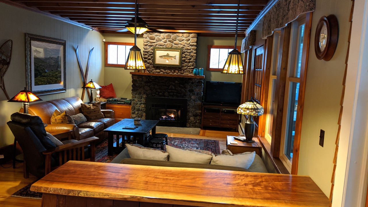 Photo of Livingroom in North Sutton