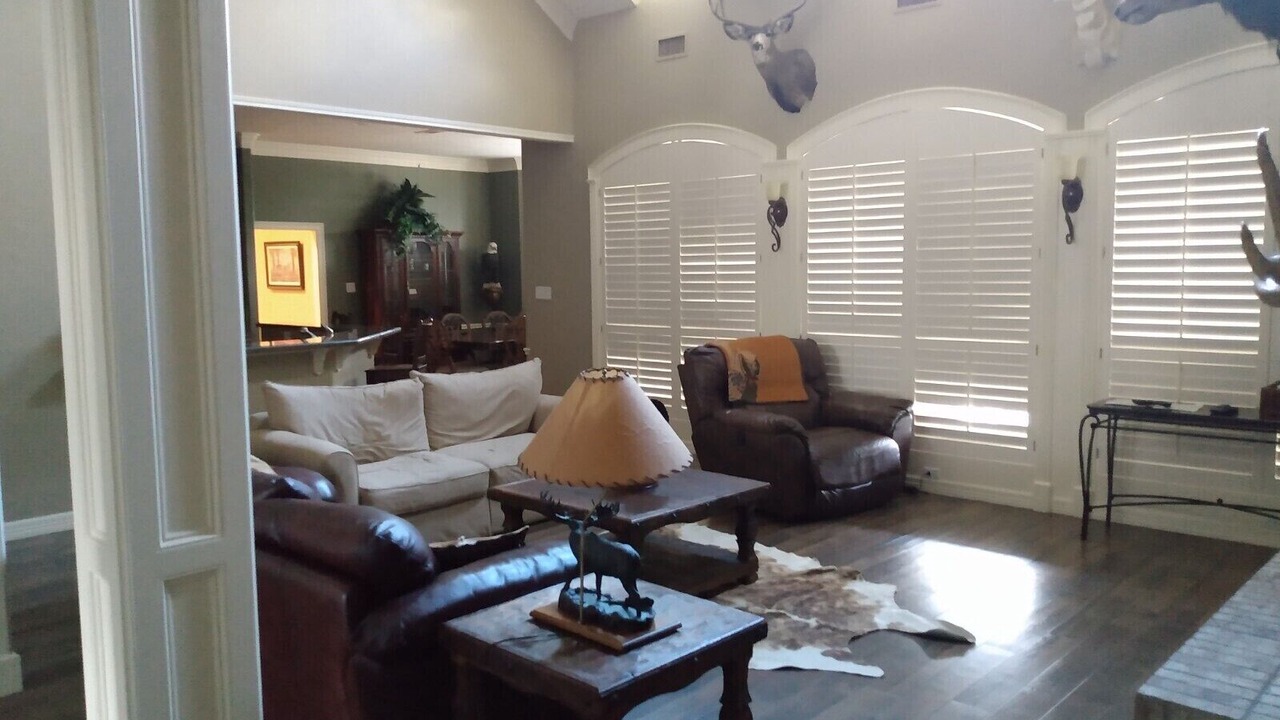 Photo of Livingroom in Bryan