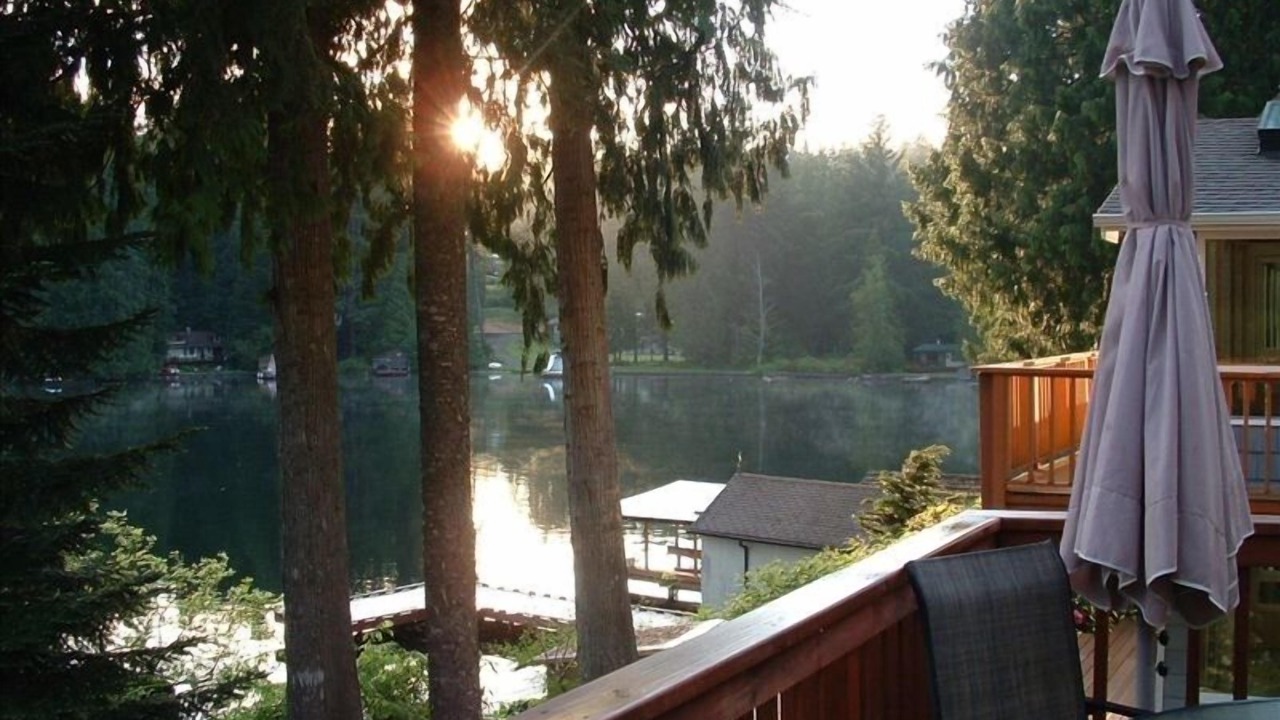 Photo of Outdoor in Lake Roesiger