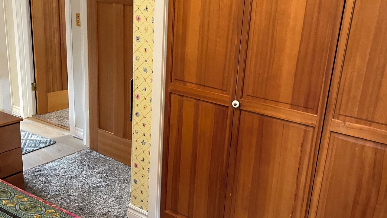 Photo of Bedroom in Lake Roesiger