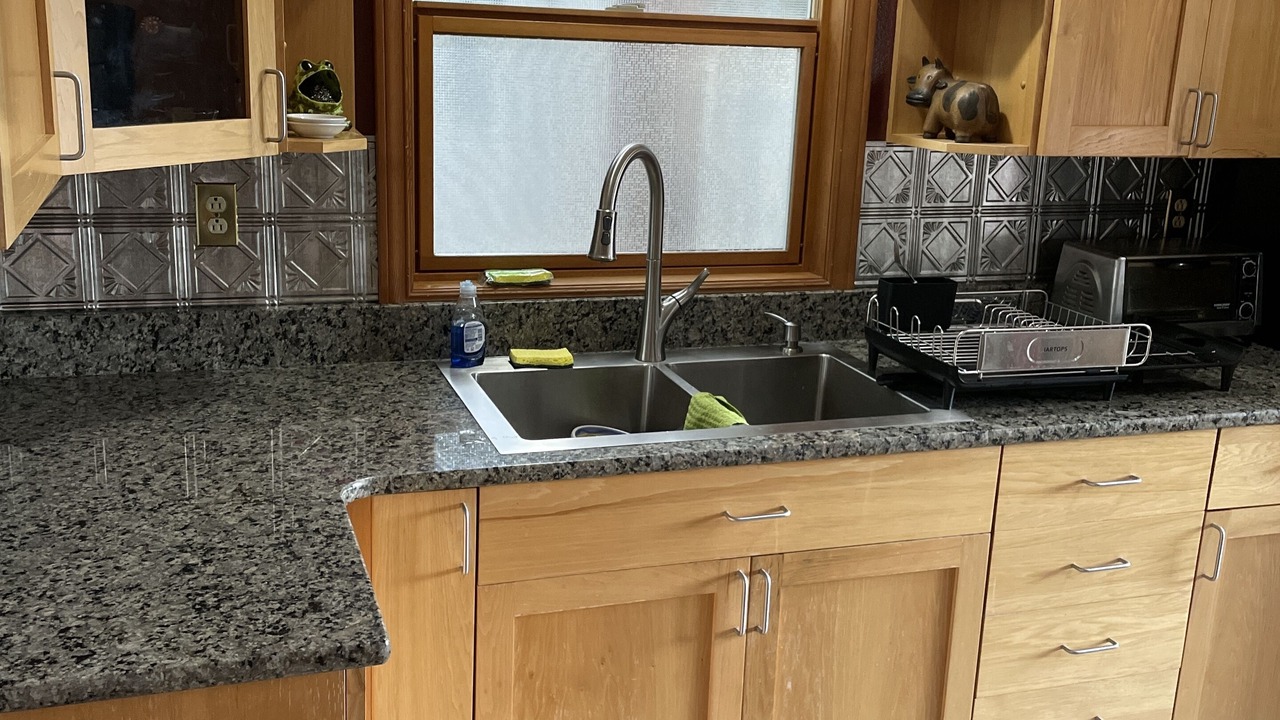 Photo of Kitchen in Lake Roesiger