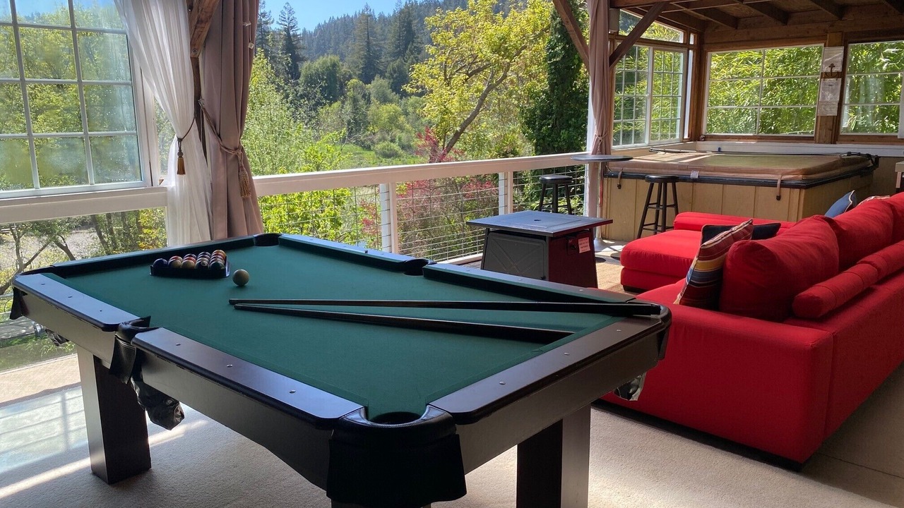 Photo of Bedroom in Guerneville