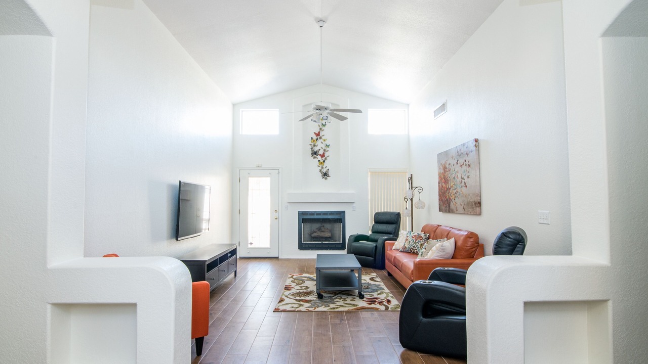 Photo of Livingroom in Continental Ranch
