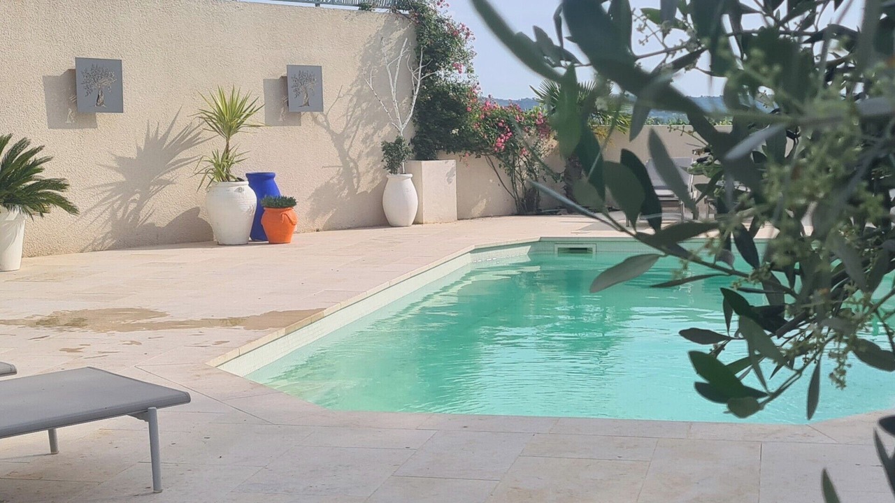Photo of Outdoor in Chateauneuf-du-Pape