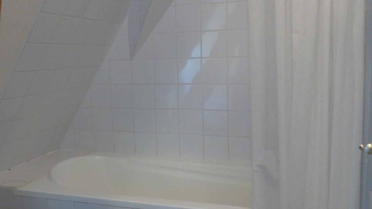 Photo of Bathroom in Azay-le-Rideau