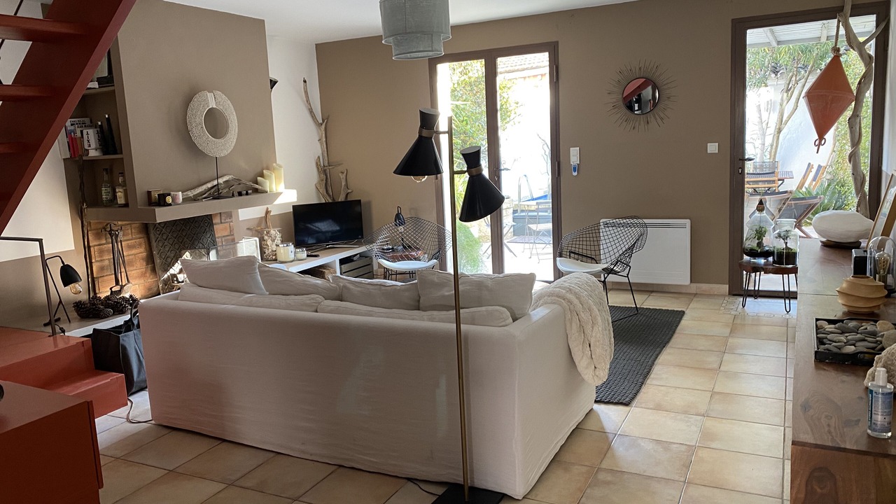 Photo of Livingroom in Aigues-Mortes Medieval City