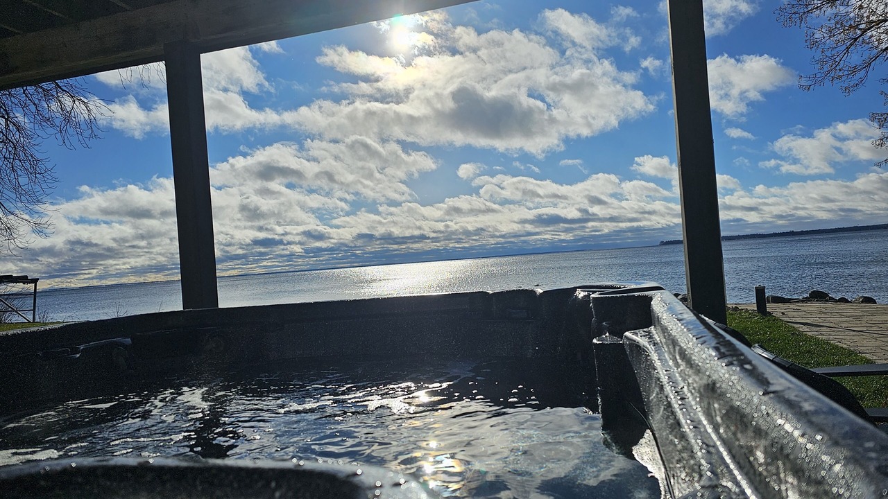 Photo of Outdoor in Oro Station