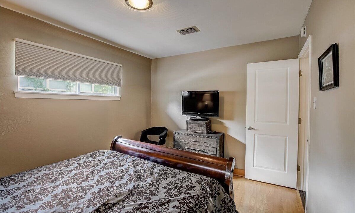 Photo of Bedroom in Parker Lane