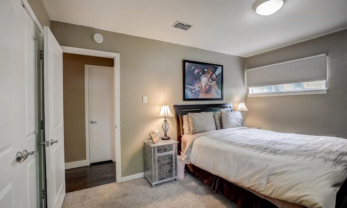 Photo of Bedroom in Parker Lane