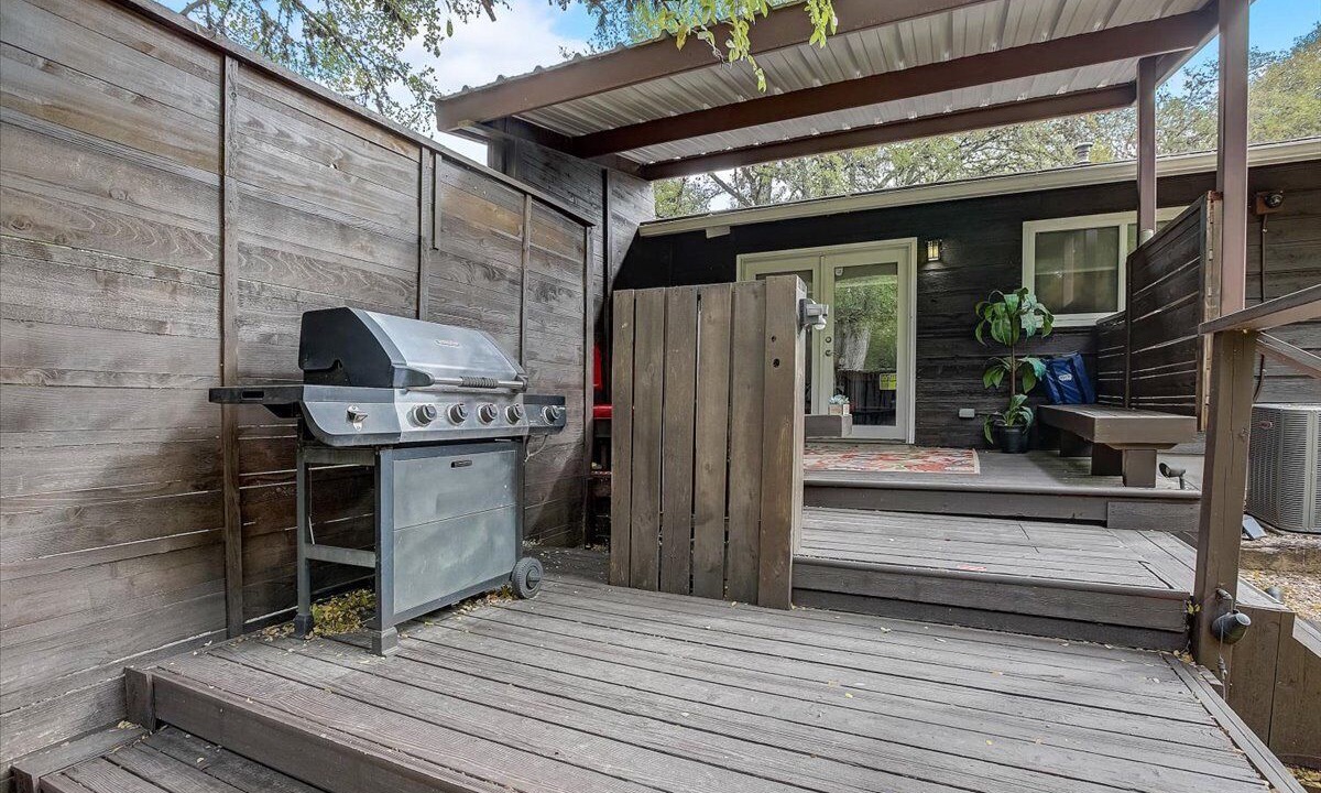 Photo of Patio Balcony in Parker Lane