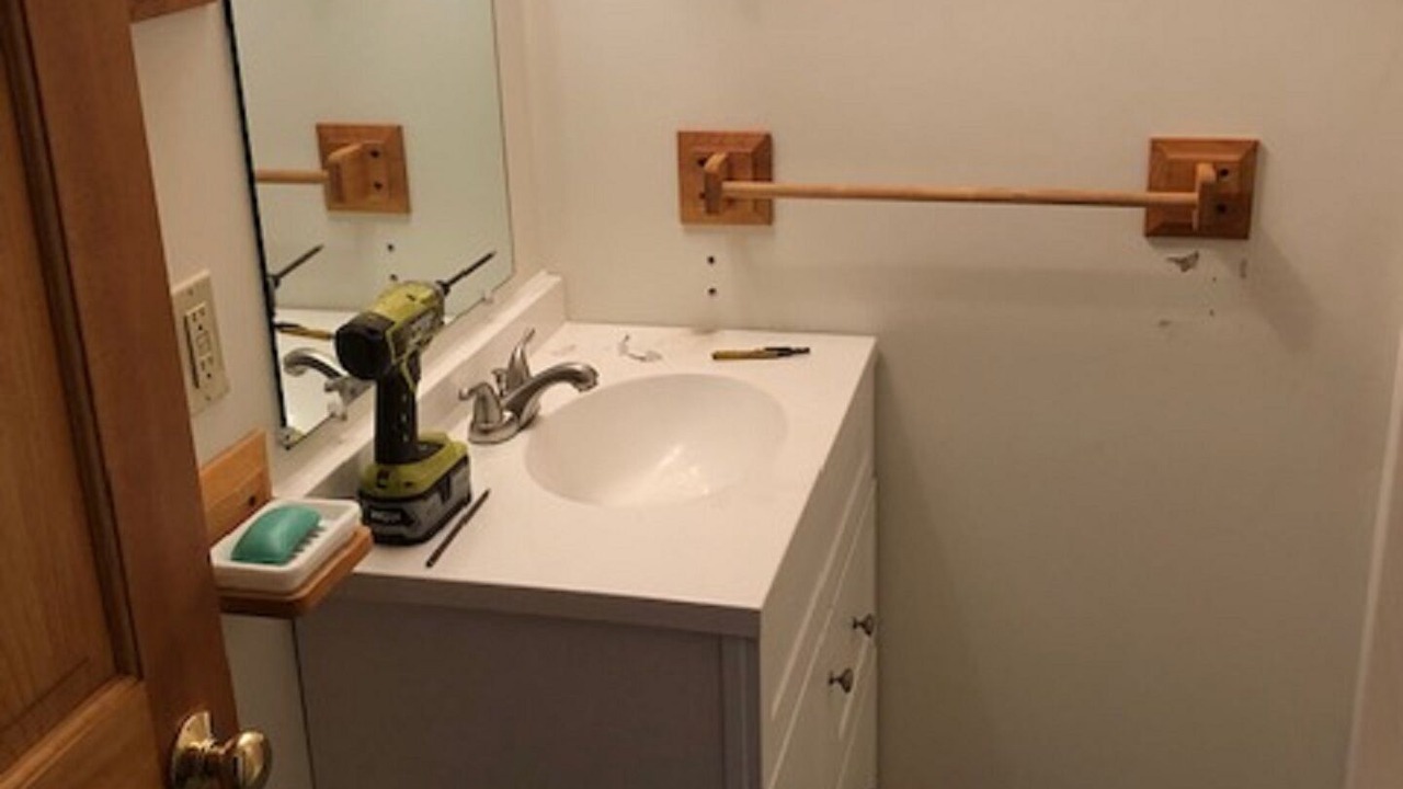 Photo of Bathroom in North Pole