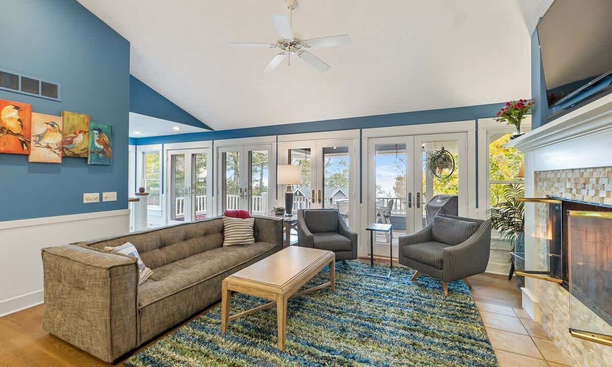 Photo of Bedroom in Macatawa