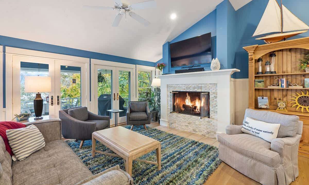 Photo of Bedroom in Macatawa
