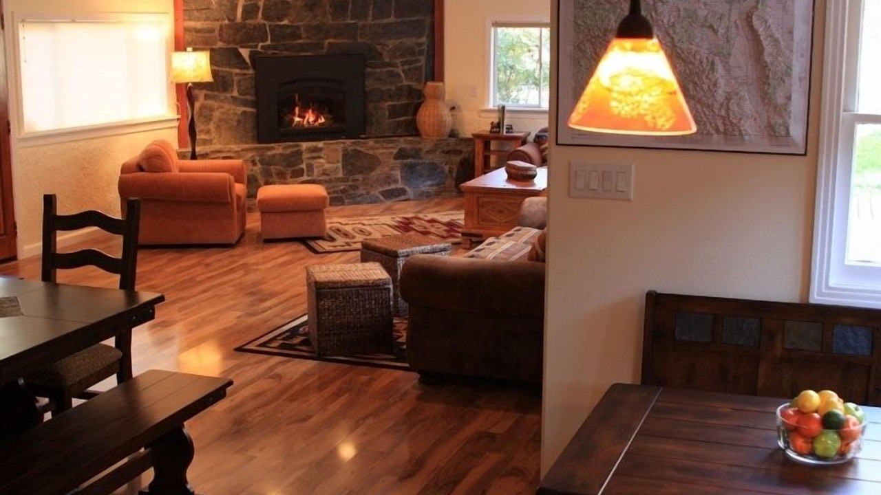 Photo of Livingroom in El Portal