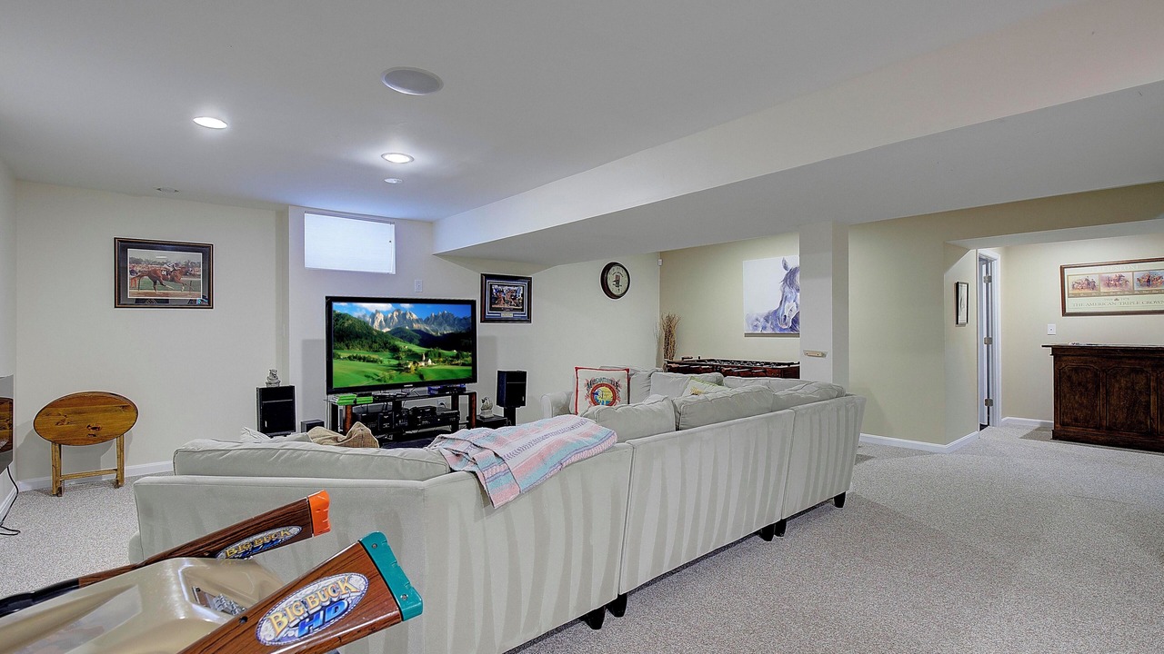 Photo of Others in Arnold