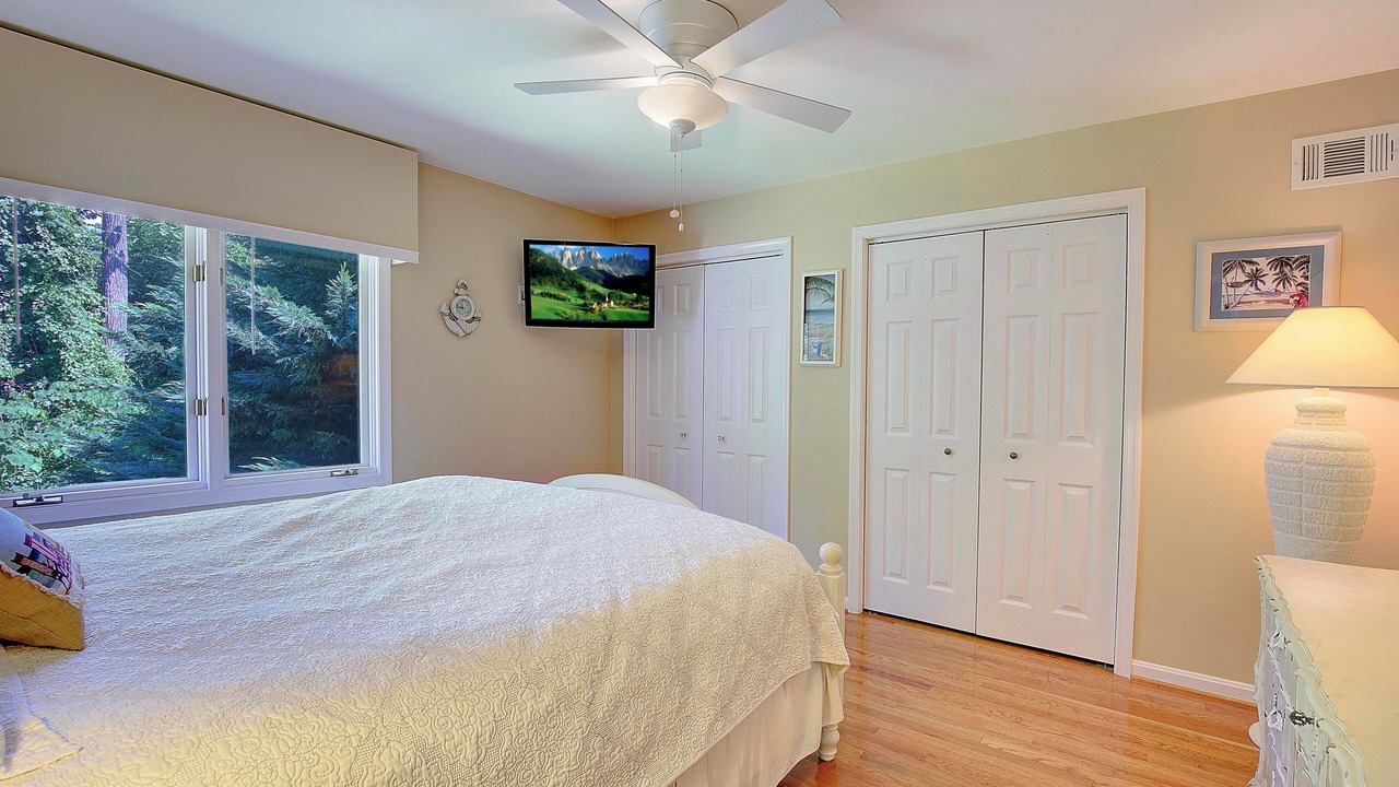 Photo of Others in Arnold