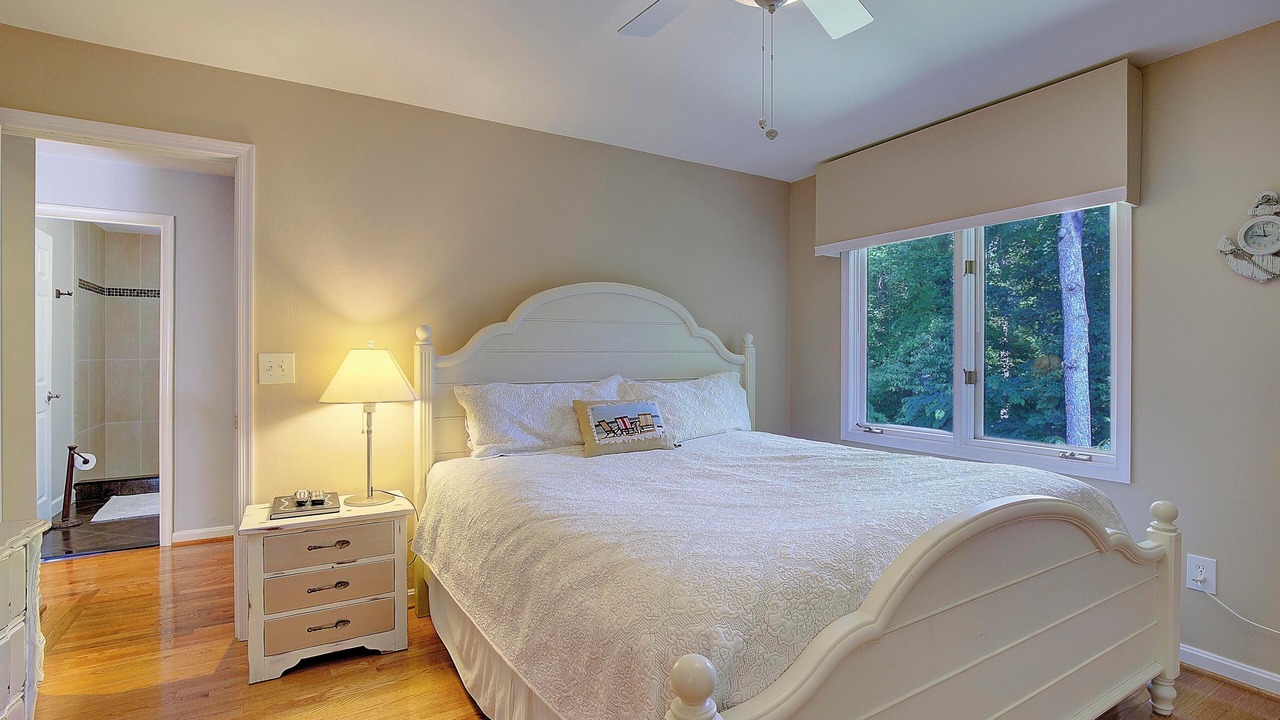 Photo of Others in Arnold