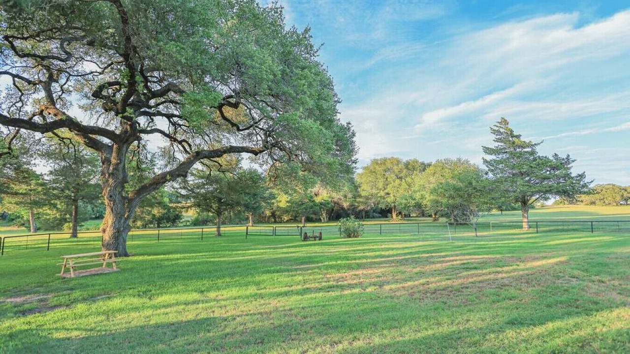Photo of Others in Schulenburg