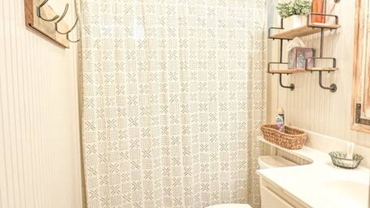 Photo of Bathroom in Schulenburg
