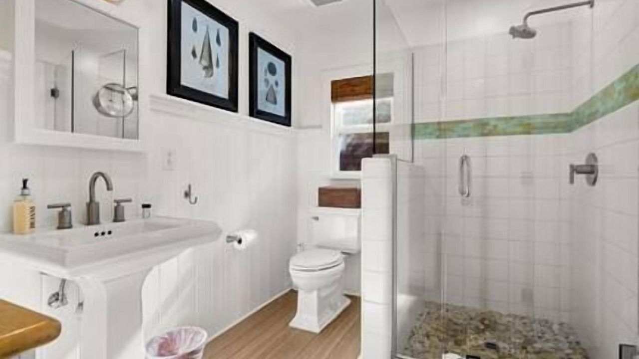 Photo of Bathroom in Carpinteria