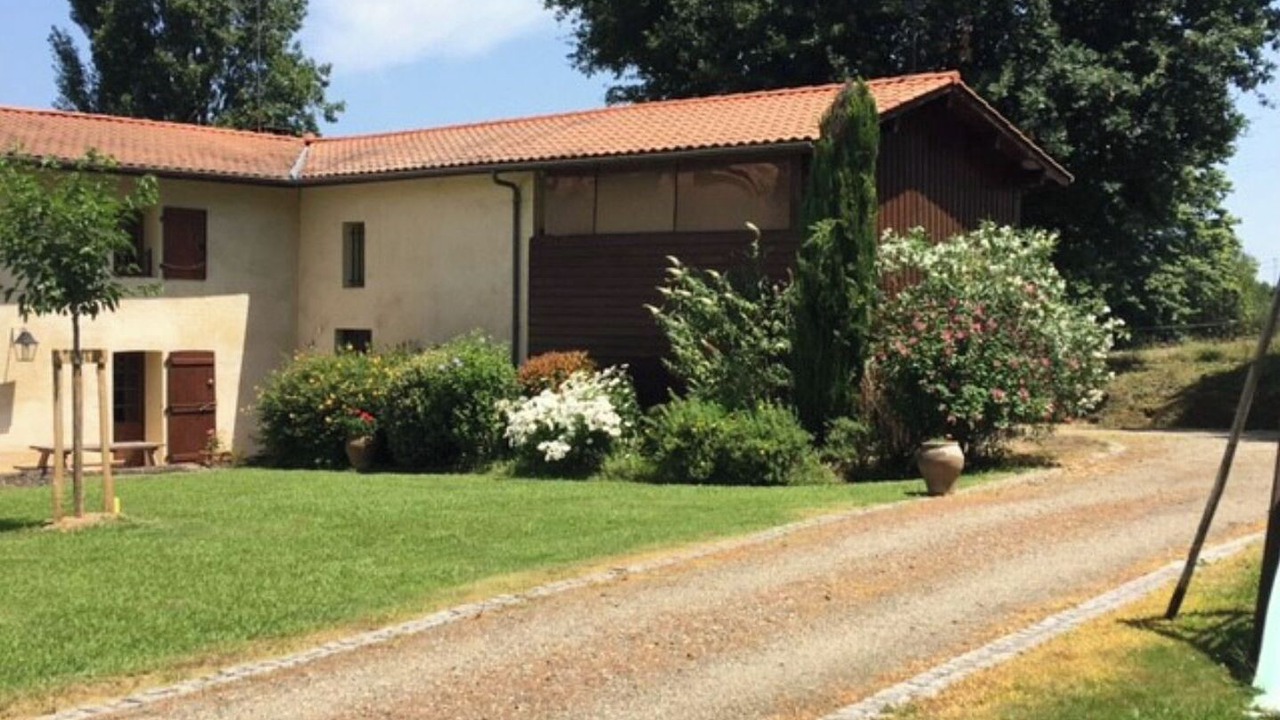 Photo of Outdoor in Saint-Pierre-du-Mont