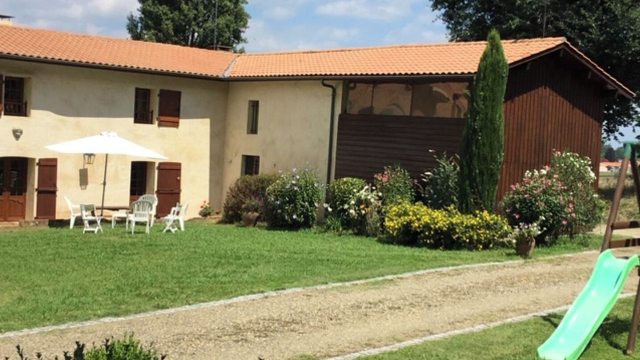 Photo of Outdoor in Saint-Pierre-du-Mont