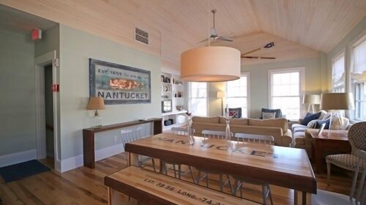 Photo of Others in Nantucket Town