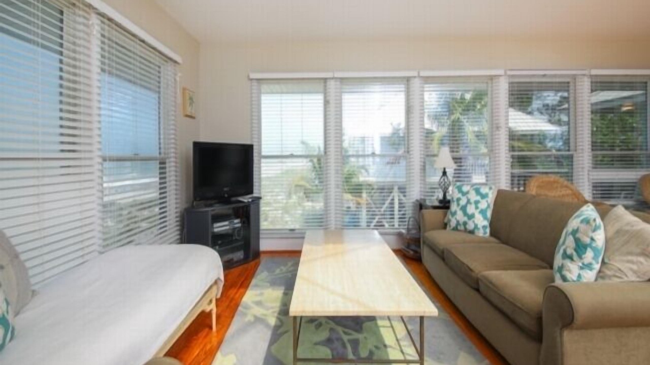 Photo of Livingroom in Palm Island