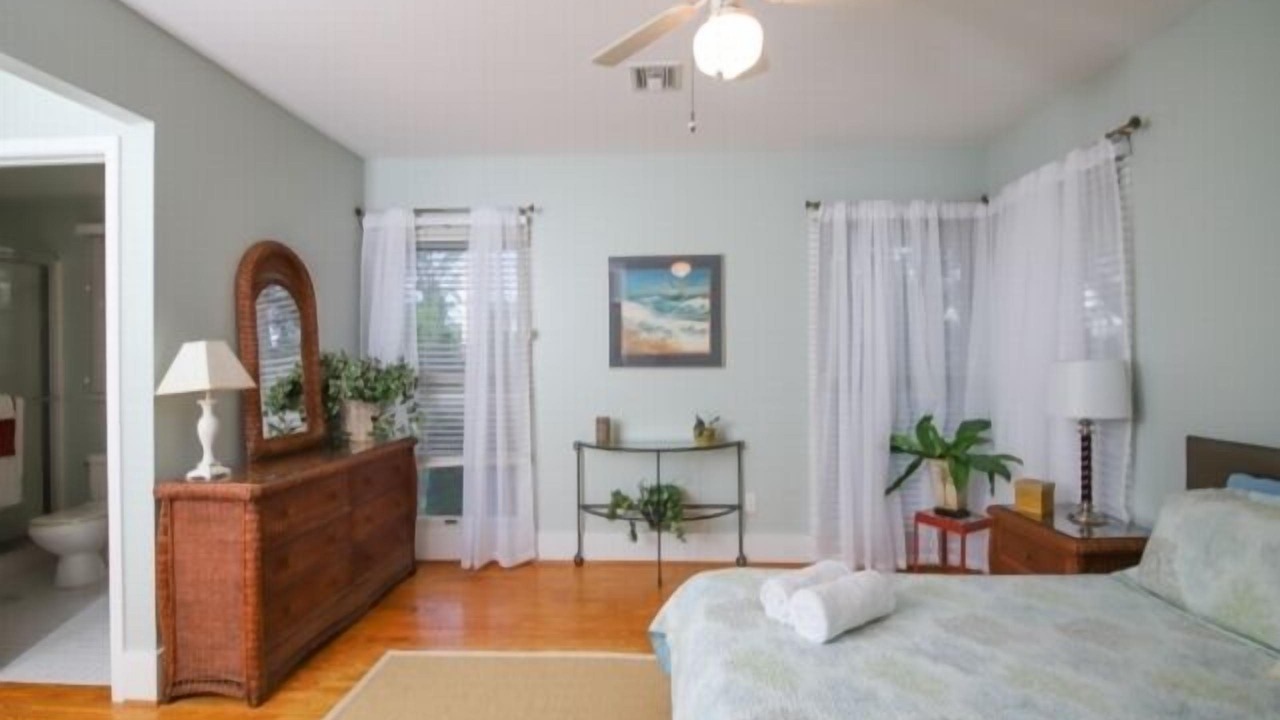 Photo of Bedroom in Palm Island