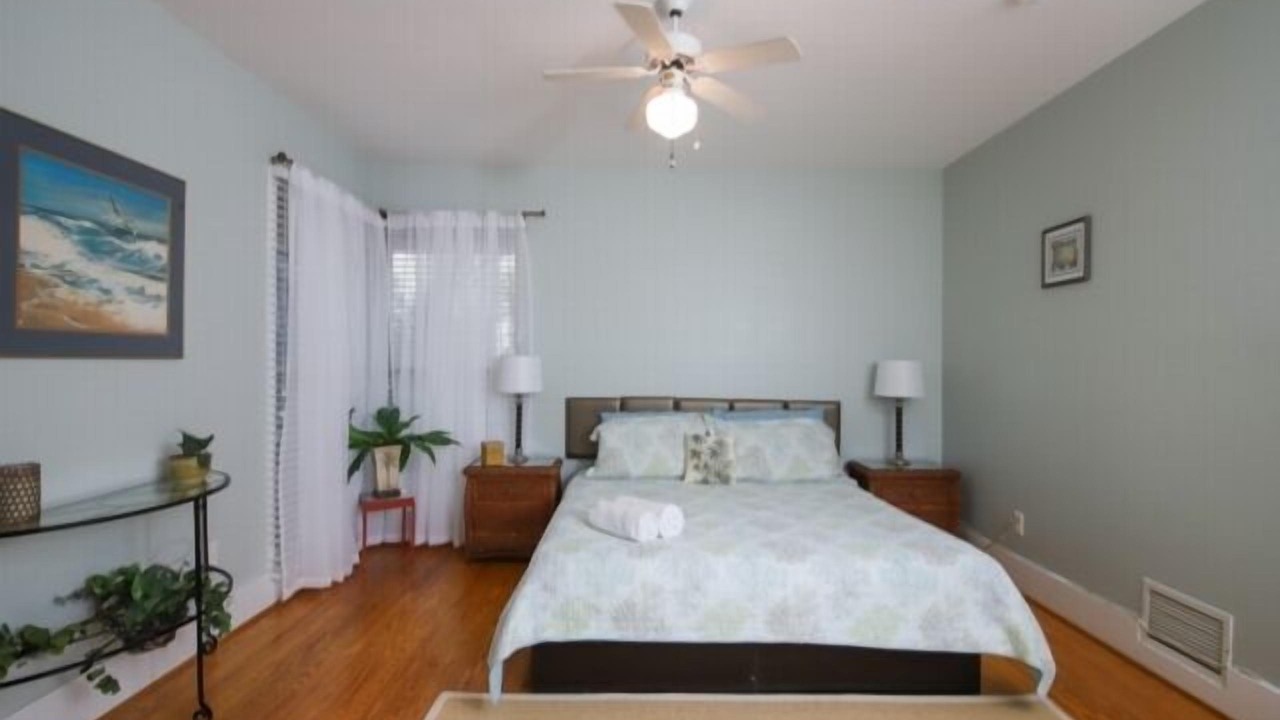 Photo of Bedroom in Palm Island