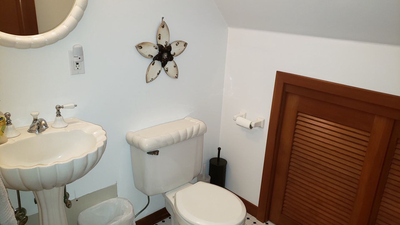 Photo of Bathroom in Amanda Park