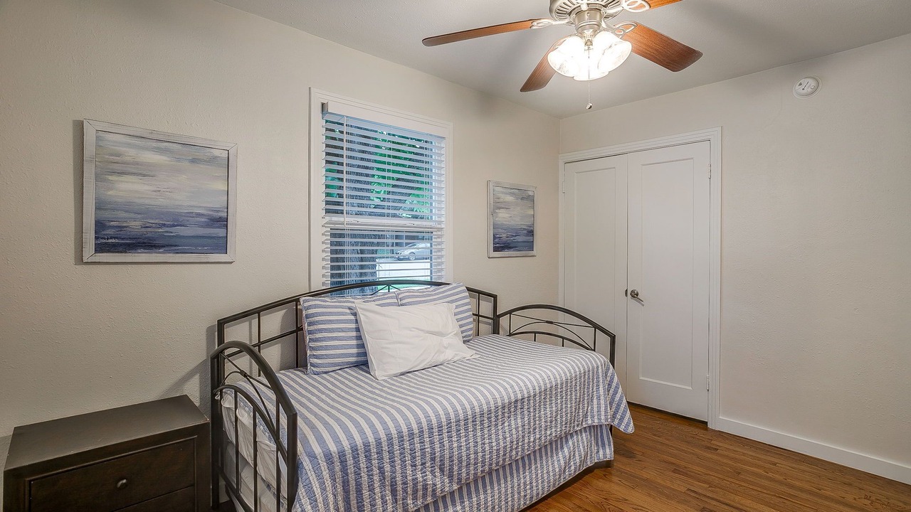 Photo of Bedroom in Arlington Heights