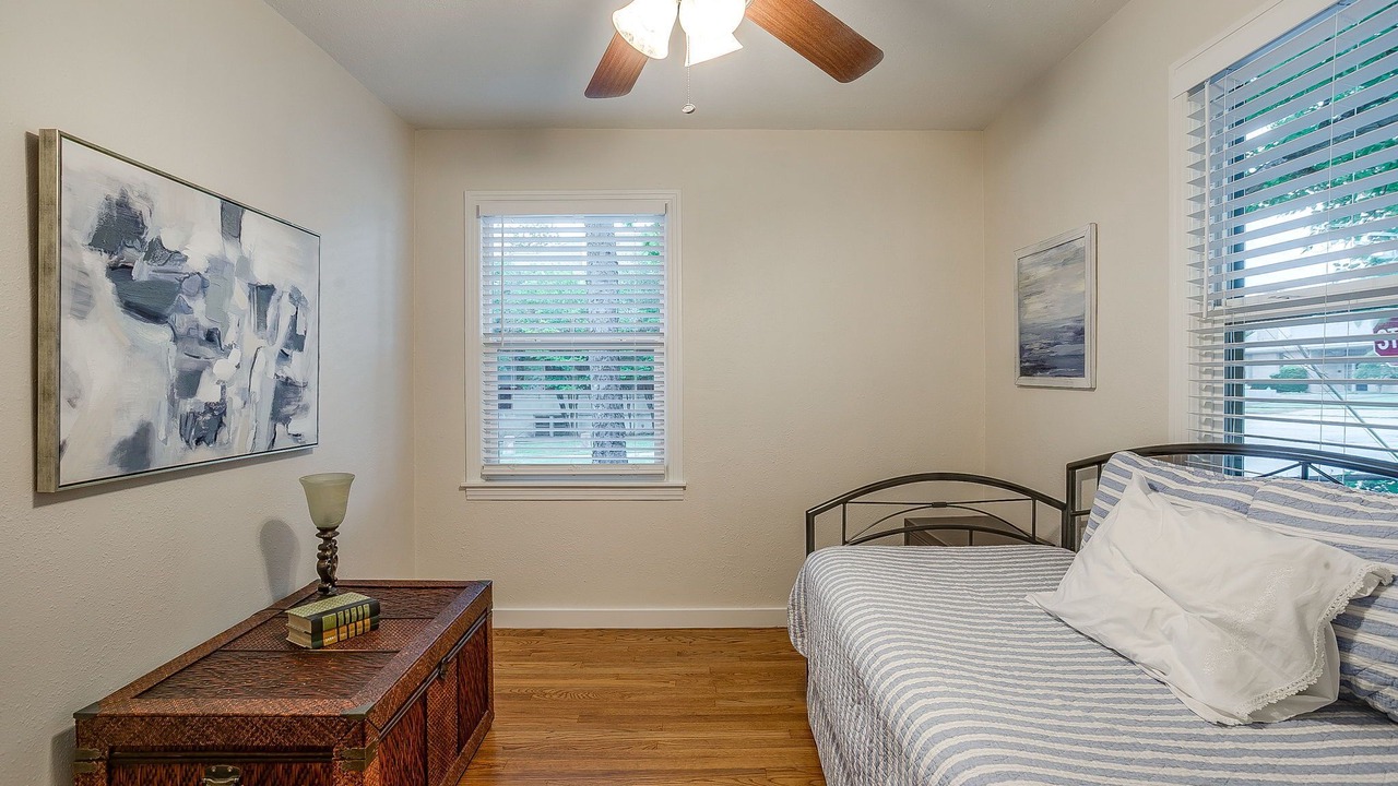 Photo of Bedroom in Arlington Heights