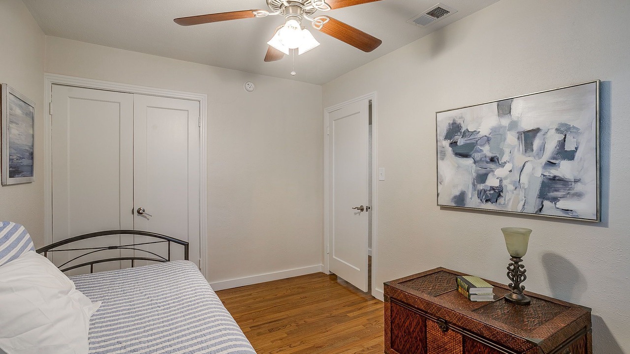 Photo of Bedroom in Arlington Heights