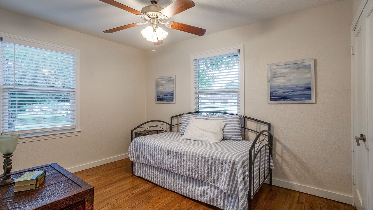 Photo of Bedroom in Arlington Heights