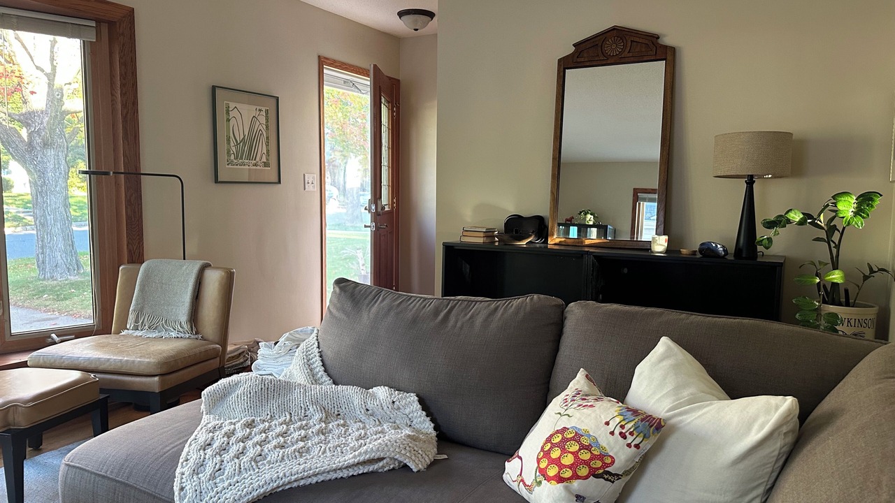 Photo of Livingroom in Richfield