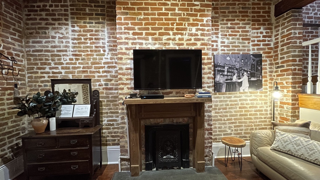Photo of Bedroom in Arts/Warehouse District