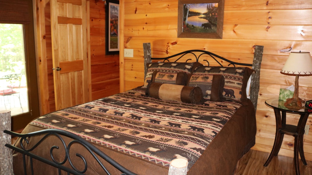 Photo of Bedroom in Blairsville