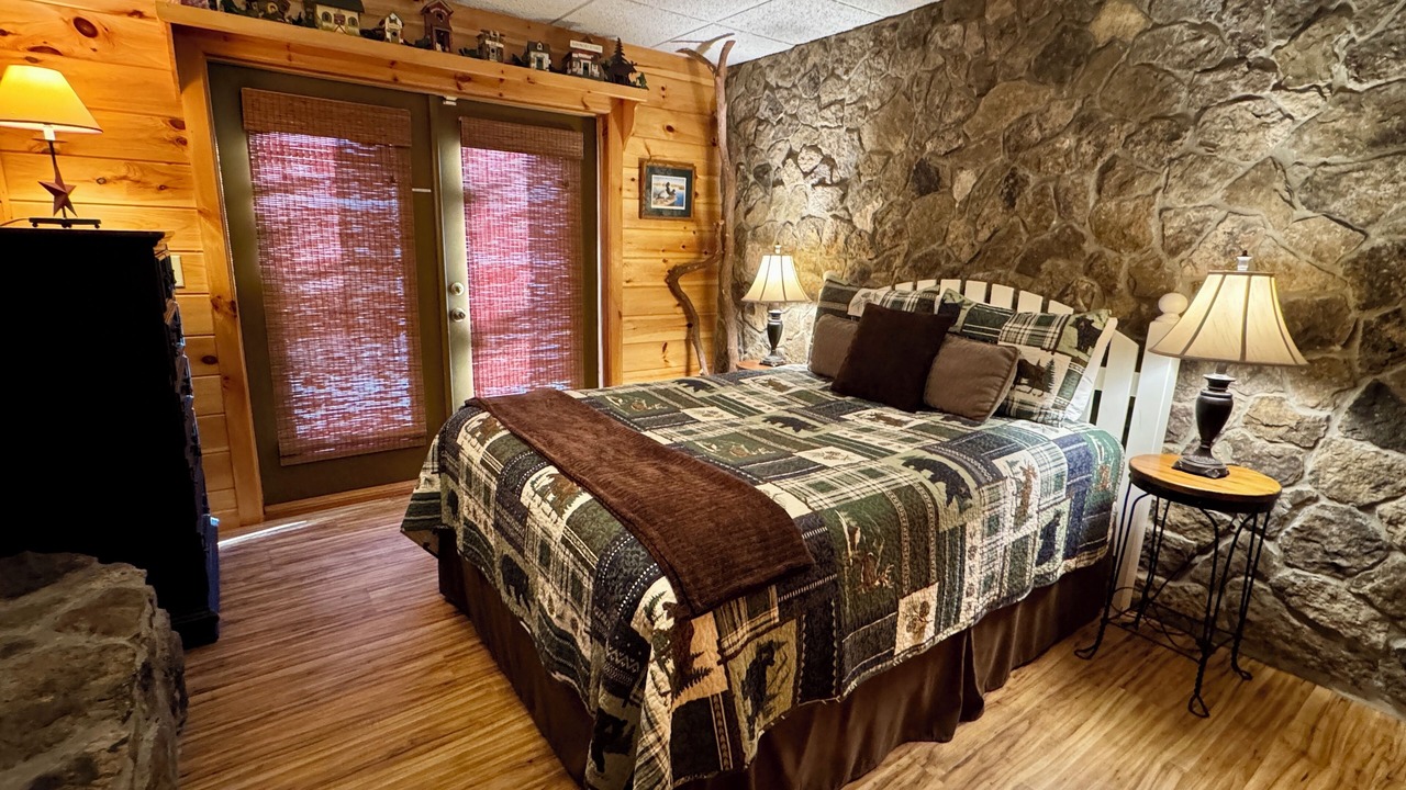 Photo of Bedroom in Blairsville