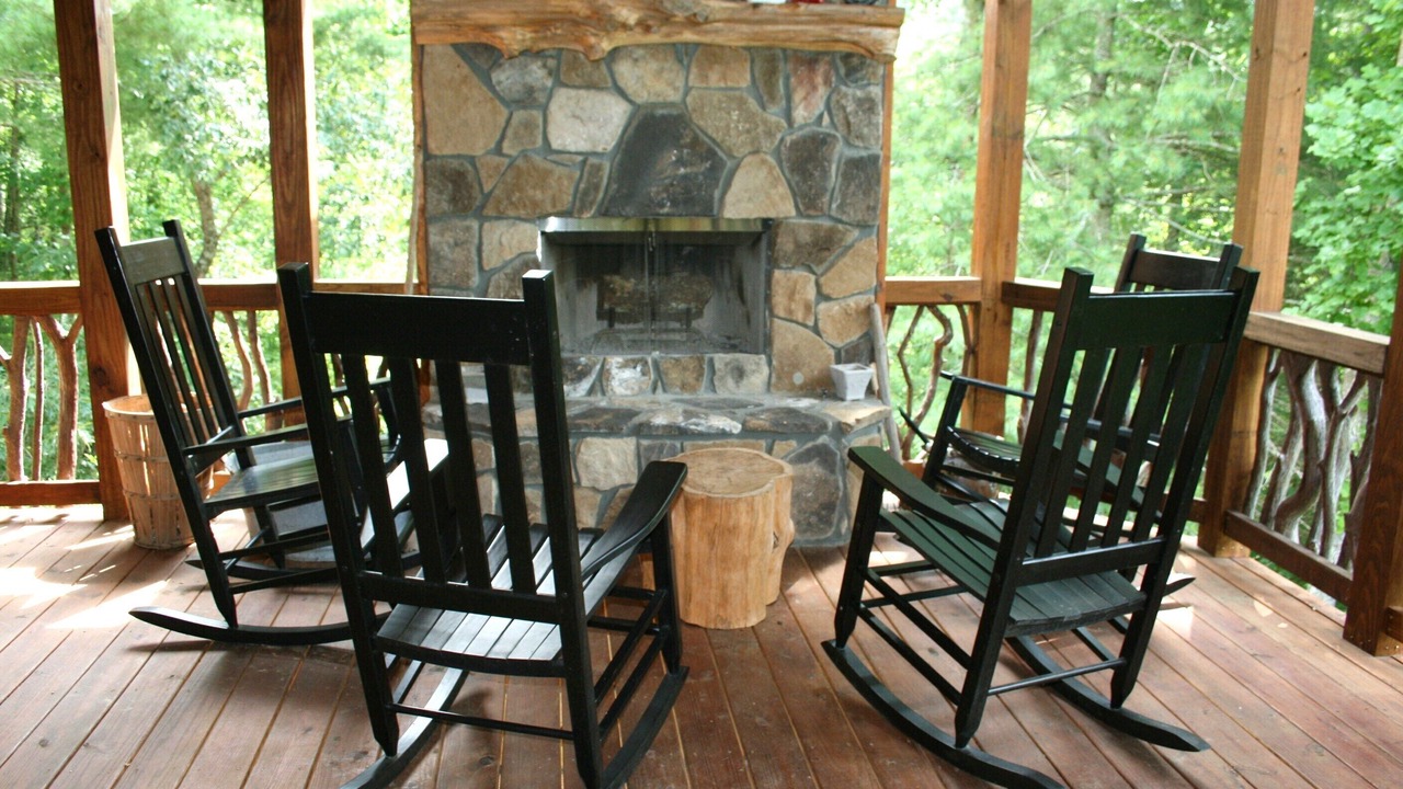 Photo of Livingroom in Blairsville